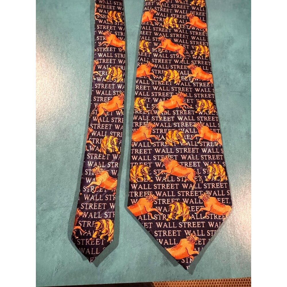 Steven Harris “Wall Street” Necktie – Bulls & Bears Finance Theme